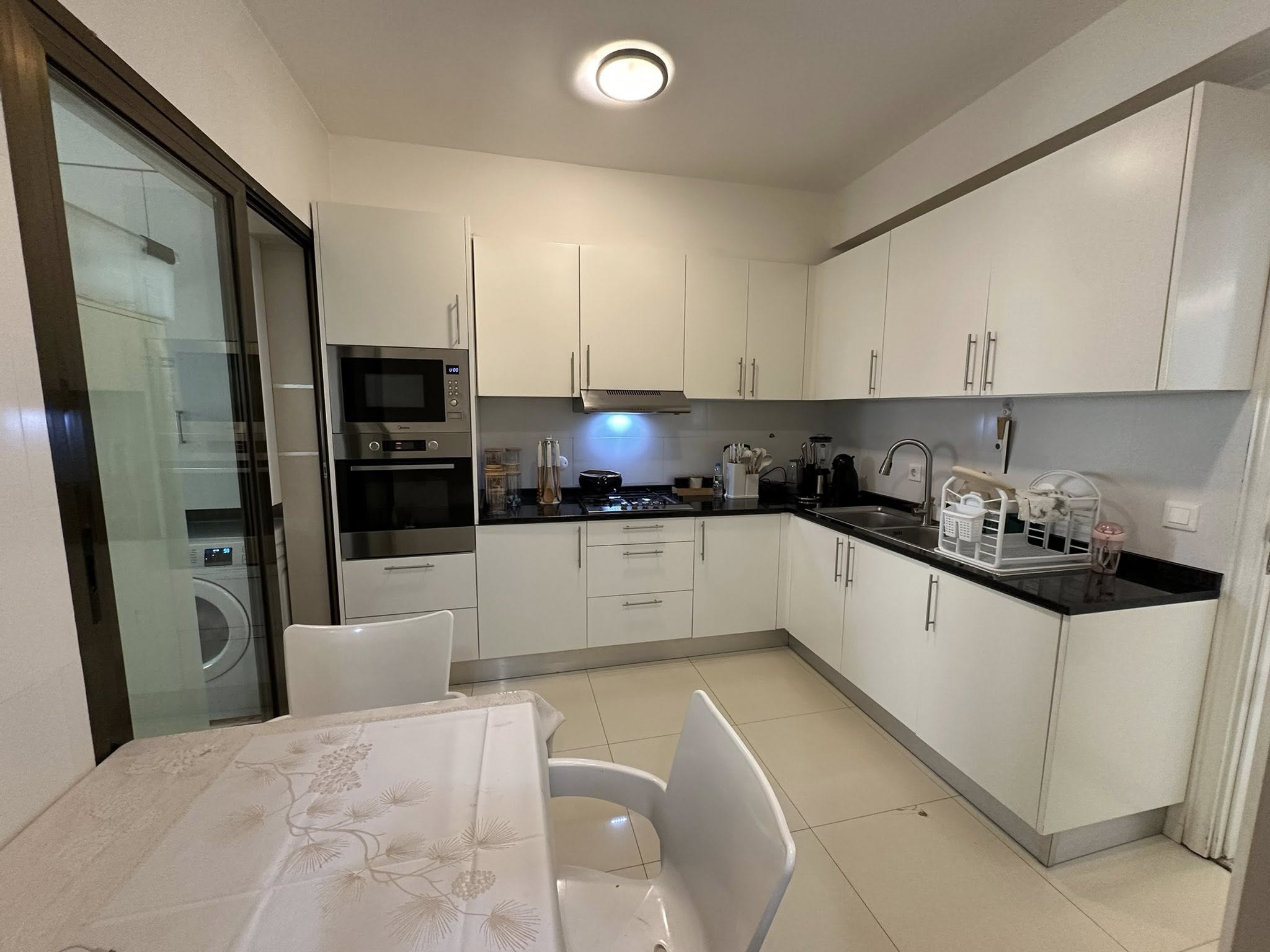 A VENDA: APARTAMENTO T3, NO CONDOMÍNIO CLÁSSICOS DO SUL, BENFICA. - Imagem 7