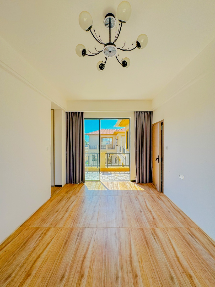 À VENDA: VIVENDA V4+1 DUPLEX NO CONDOMÍNIO TAIXIN ALVORECER, AV. IMPERIAL SANTANA, NO KILAMBA - Imagem 4