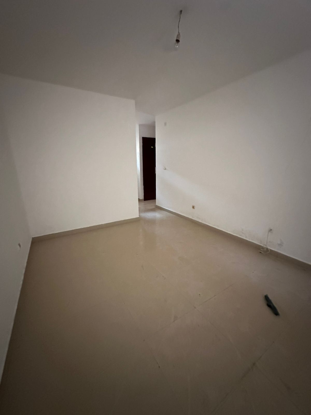 A VENDER: CASA T4 NO CONDOMÍNIO JARDIM DO ÉDEN (CAMAMA) - Imagem 13